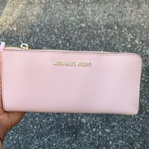 Blush pink Michael Kors wallet